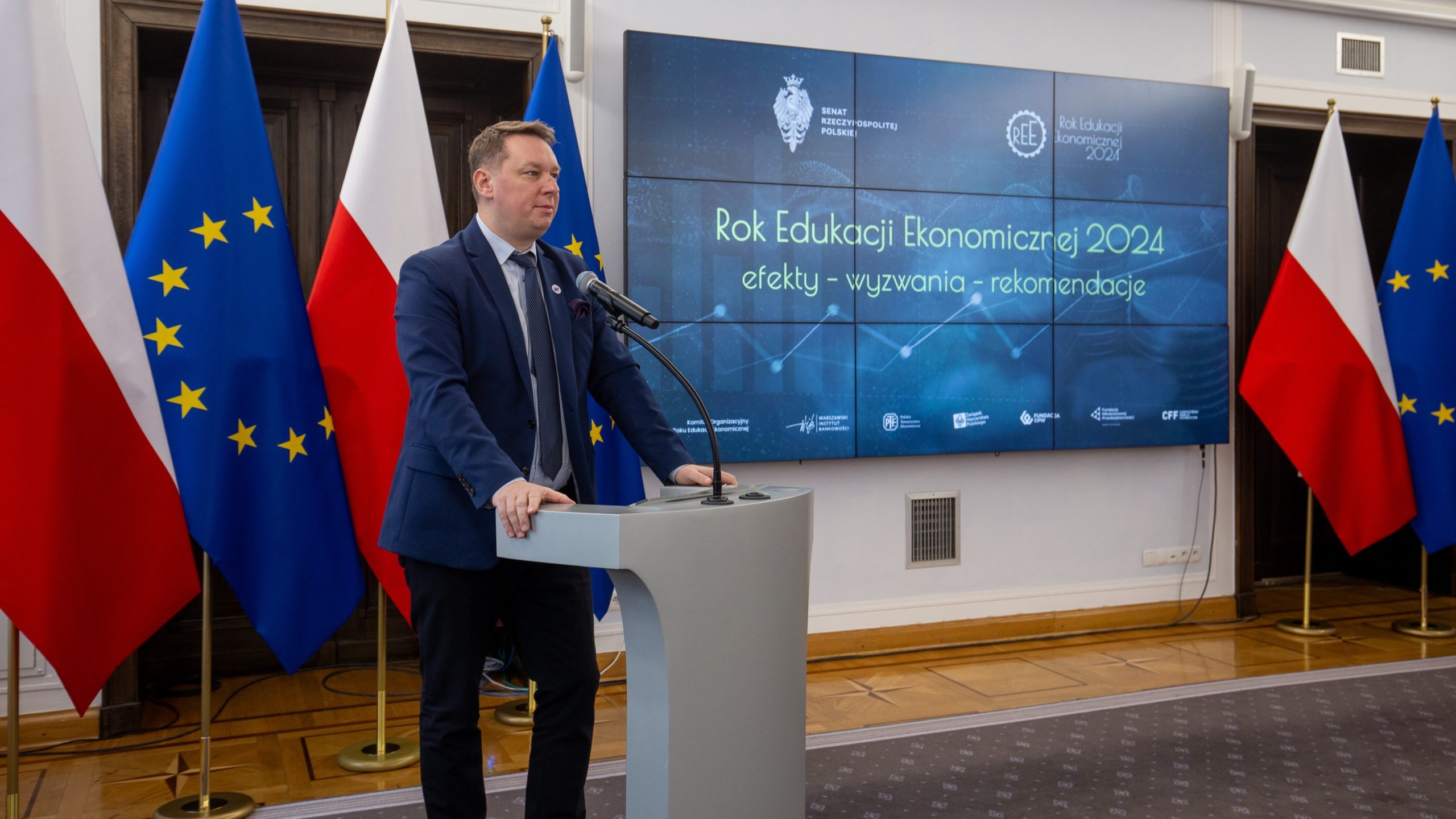 Konferencja „Rok Edukacji Ekonomicznej 2024: efekty – wyzwania – rekomendacje” - 14 stycznia 2025 r., Warszawa, Senat RP - Marek Krawczyk, podsekretarz Stanu w Kancelarii Prezesa Rady Ministrów