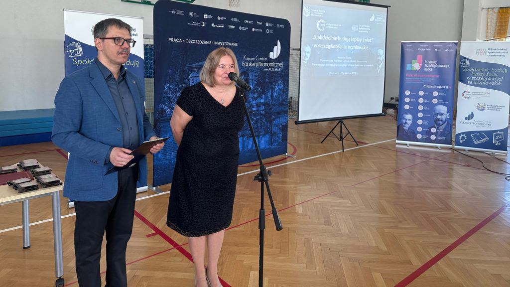 Dzień Edukacji Ekonomicznej w Wadowicach – uroczyste zakończenie obchodów 125-lecia spółdzielczości uczniowskiej